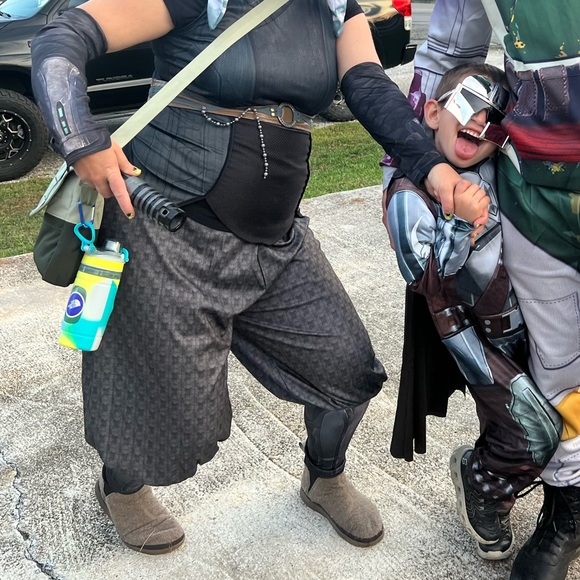 Disney Ahsoka Tano Costume with Blue and White Headpiece - Picture 4 of 4